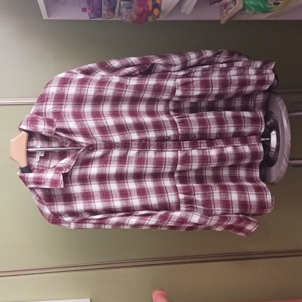 AMERICAN EAGLE BURGANDY PLAID BABYDOLL FLANNEL